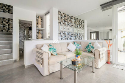 dbf05bf0ae8630bd1c76bf66c790ea29 - 9