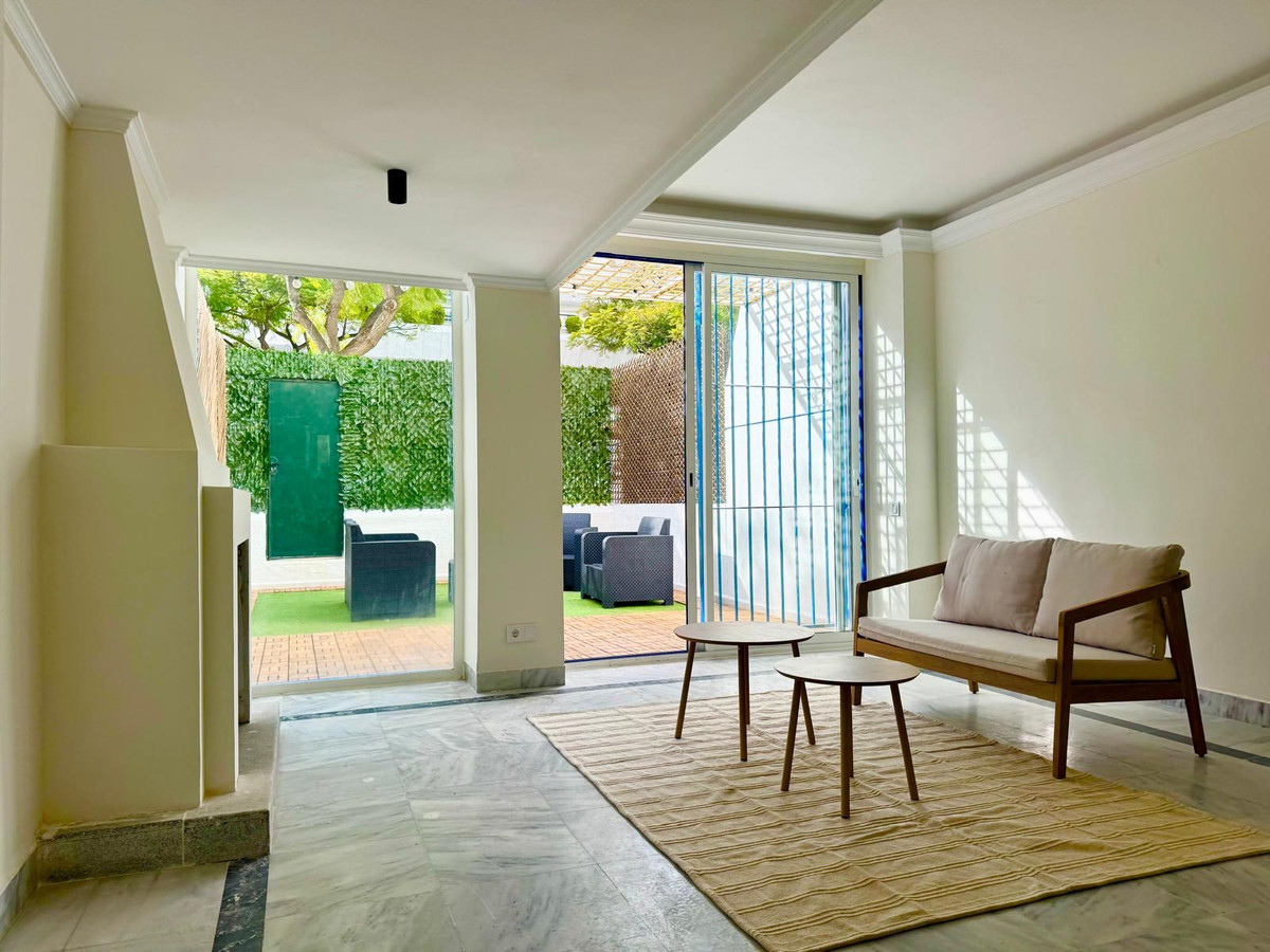 dc223848df302f1cab40d88e946d6da7 - 16