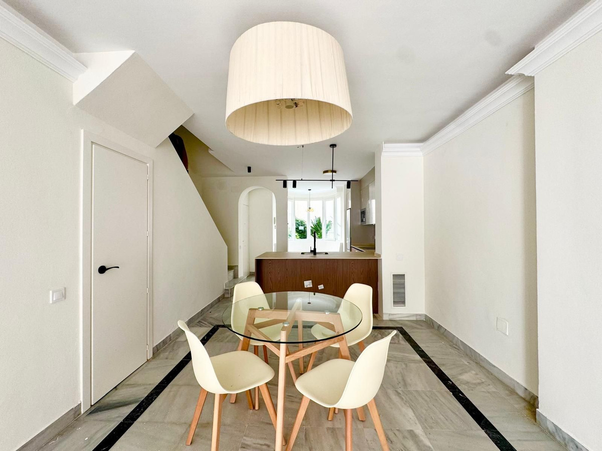 dc223848df302f1cab40d88e946d6da7 - 18