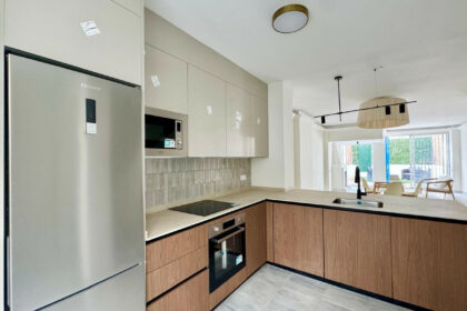 dc223848df302f1cab40d88e946d6da7 - 24