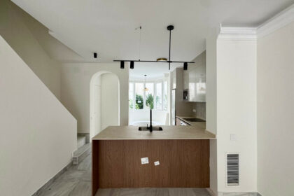 dc223848df302f1cab40d88e946d6da7 - 25