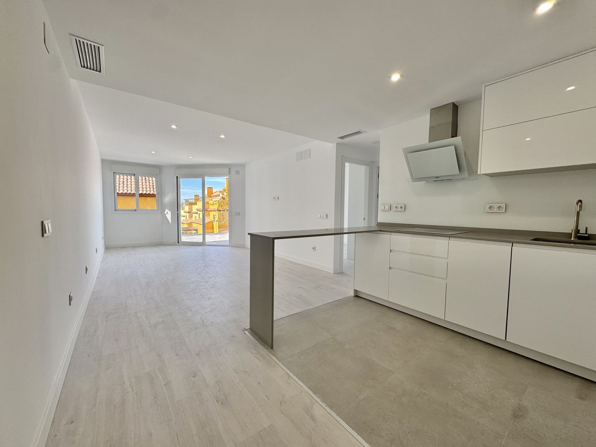 dc3a315f1132c61a97bd37eb2bd89ed9 - 10