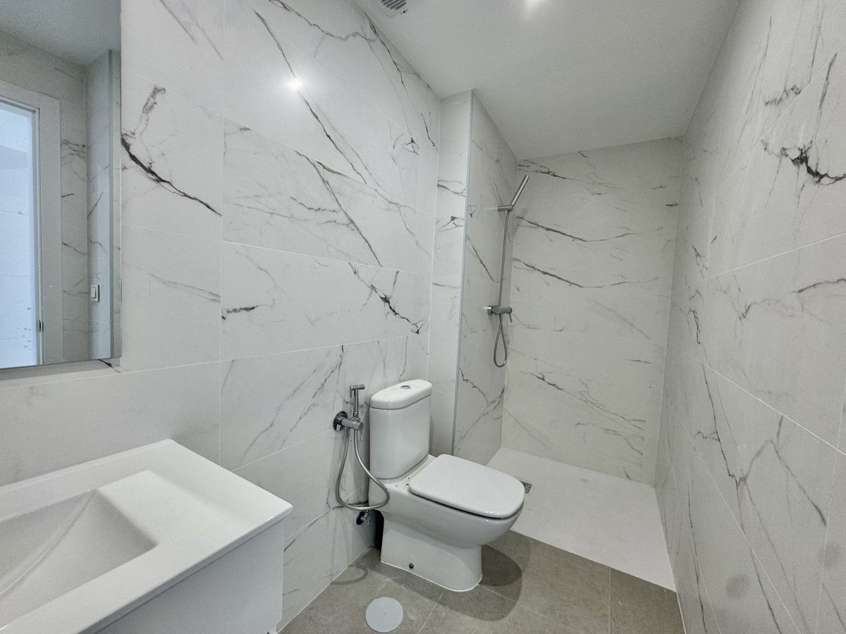 dc3a315f1132c61a97bd37eb2bd89ed9 - 11