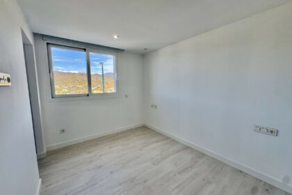 dc3a315f1132c61a97bd37eb2bd89ed9 - 12