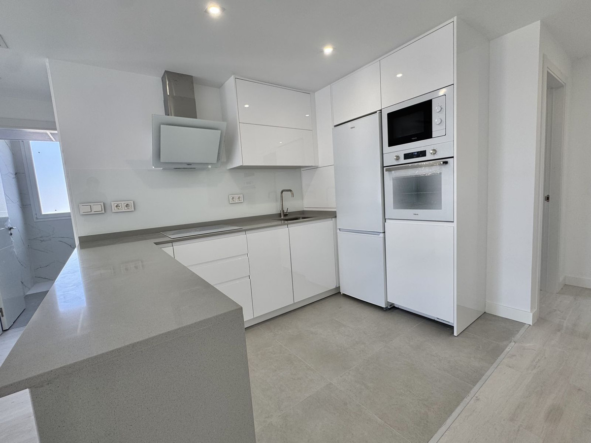 dc3a315f1132c61a97bd37eb2bd89ed9 - 2