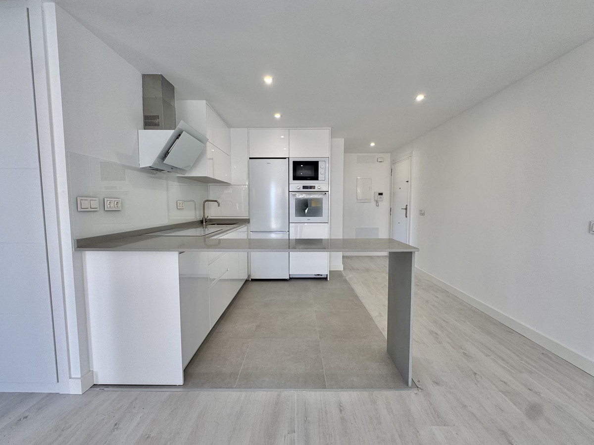 dc3a315f1132c61a97bd37eb2bd89ed9 - 4