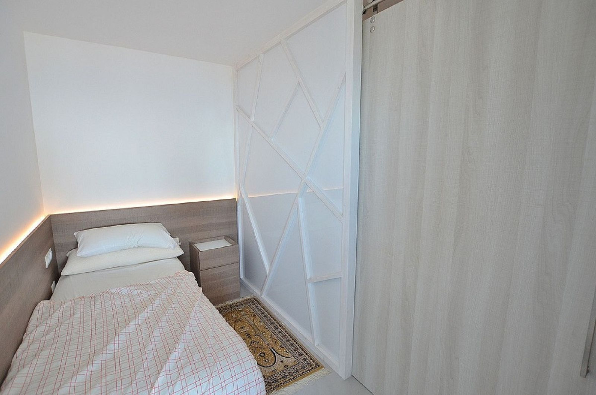 dcd07a7b5dec6bd16d5b73c6c347245e - 15