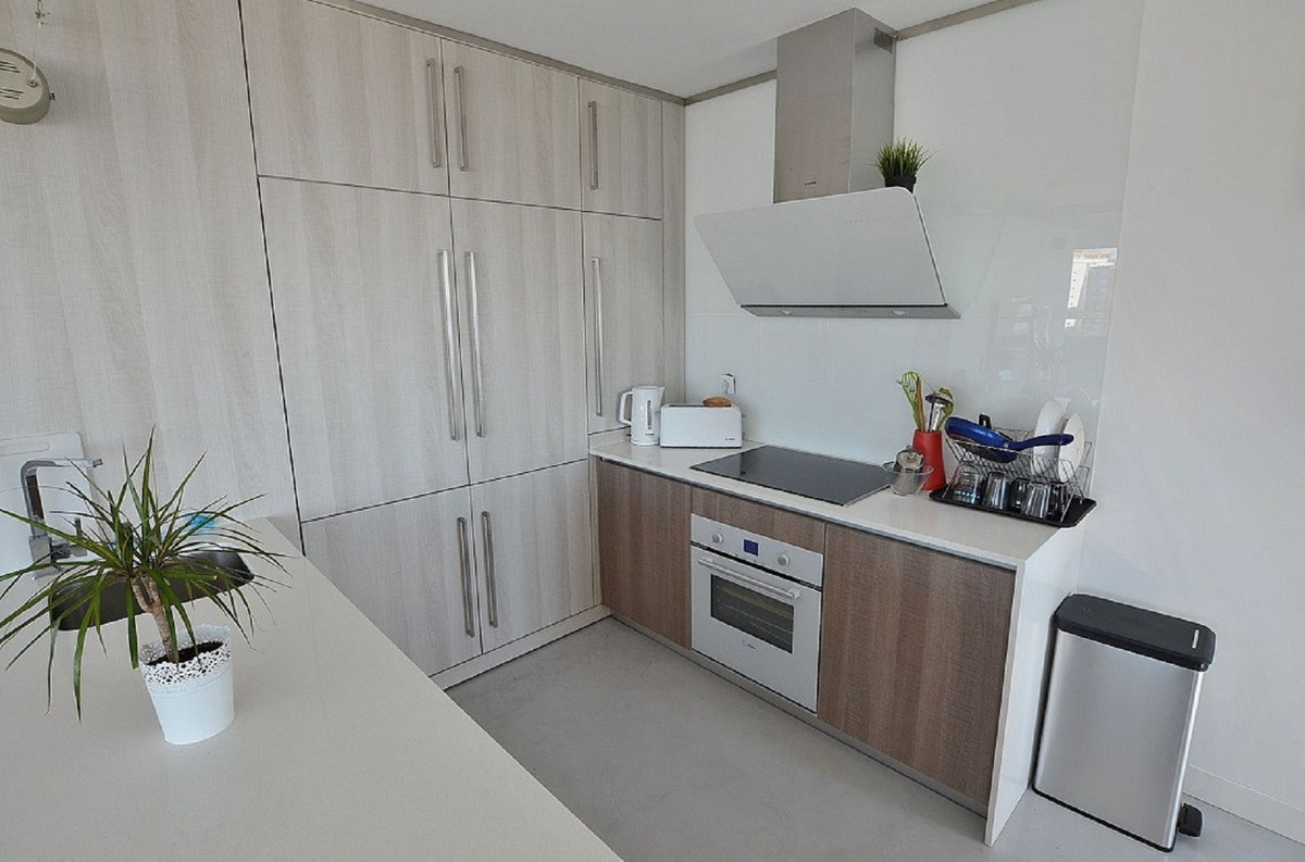 dcd07a7b5dec6bd16d5b73c6c347245e - 9