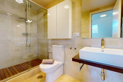 ddd510df52dd9071260ecb83db799380 - 18