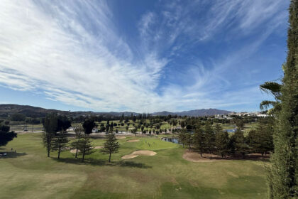 de53055b21a92a179f07f0c51998c51d - 15