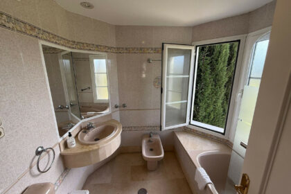 de53055b21a92a179f07f0c51998c51d - 6