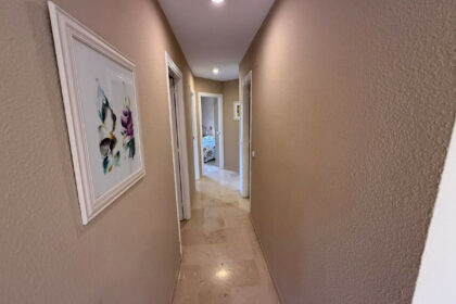 de53055b21a92a179f07f0c51998c51d - 9