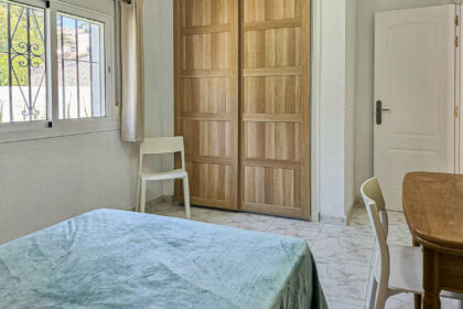 dfe1a1468601f92a9a65a8b783f0184b - 13