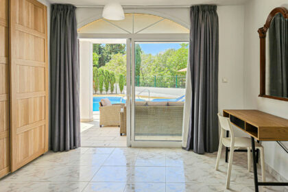 dfe1a1468601f92a9a65a8b783f0184b - 16