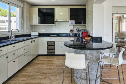 dfe1a1468601f92a9a65a8b783f0184b - 5