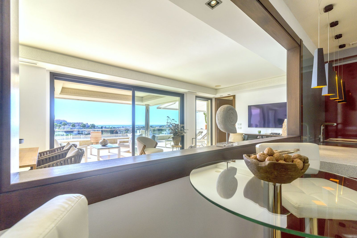 dfe2ba2e0a97fe18961582144068db06 - 5