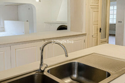 e25007adfe19039e2e43b513ff58614c - 12