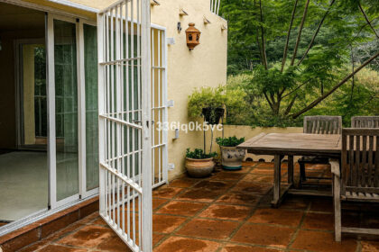 e25007adfe19039e2e43b513ff58614c - 18