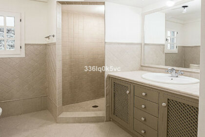 e25007adfe19039e2e43b513ff58614c - 29