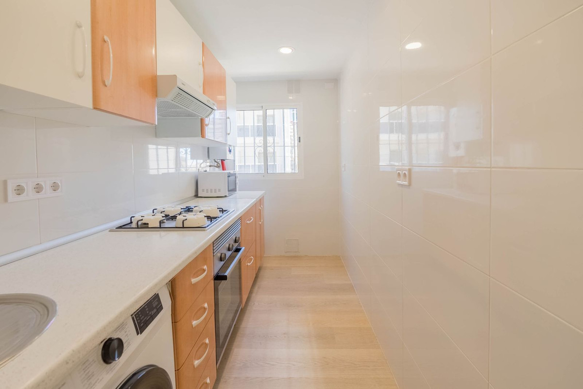 e281b1357e1e2efa012c020e1603ae08 - 14