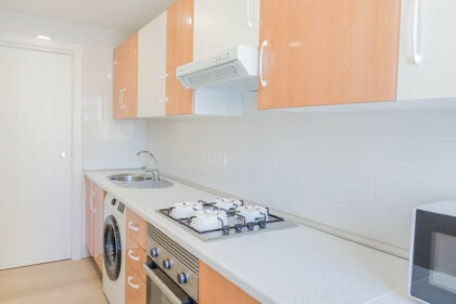 e281b1357e1e2efa012c020e1603ae08 - 3