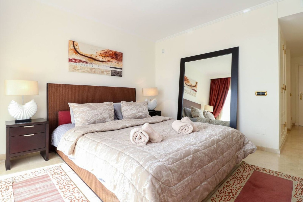 e2a257fb9997b07b4e5837ef0e2e9b5b - 15