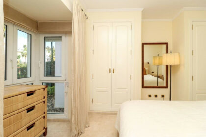 e2a257fb9997b07b4e5837ef0e2e9b5b - 23