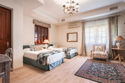 e3451aac2f5e929438c7fea7c5ae5fa6 - 12