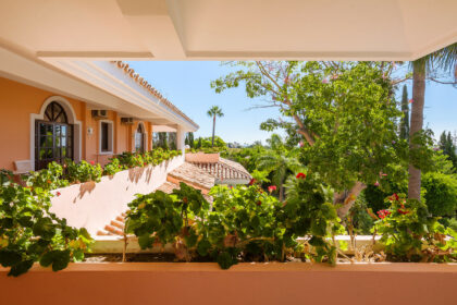 e3451aac2f5e929438c7fea7c5ae5fa6 - 27