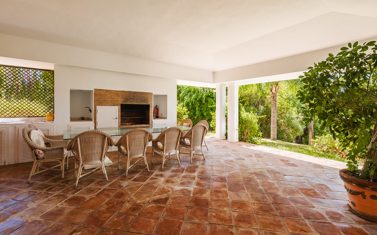 e3451aac2f5e929438c7fea7c5ae5fa6 - 31