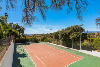 e3451aac2f5e929438c7fea7c5ae5fa6 - 35