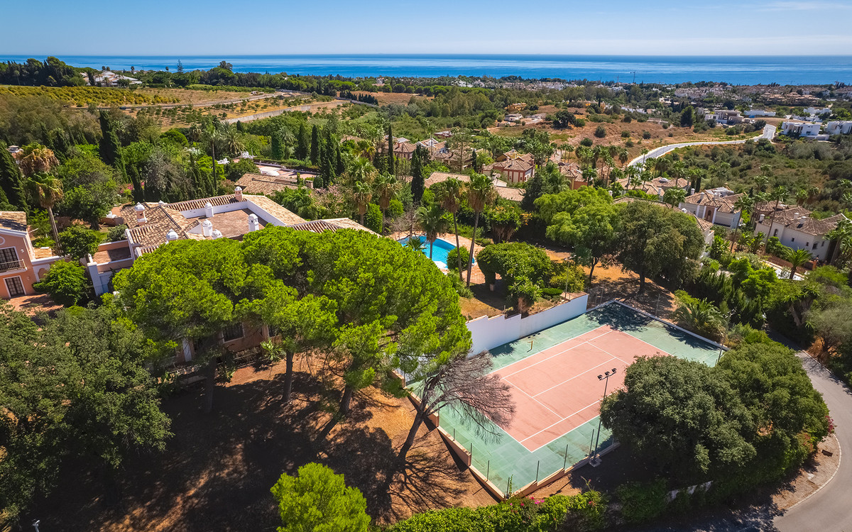 e3451aac2f5e929438c7fea7c5ae5fa6 - 37