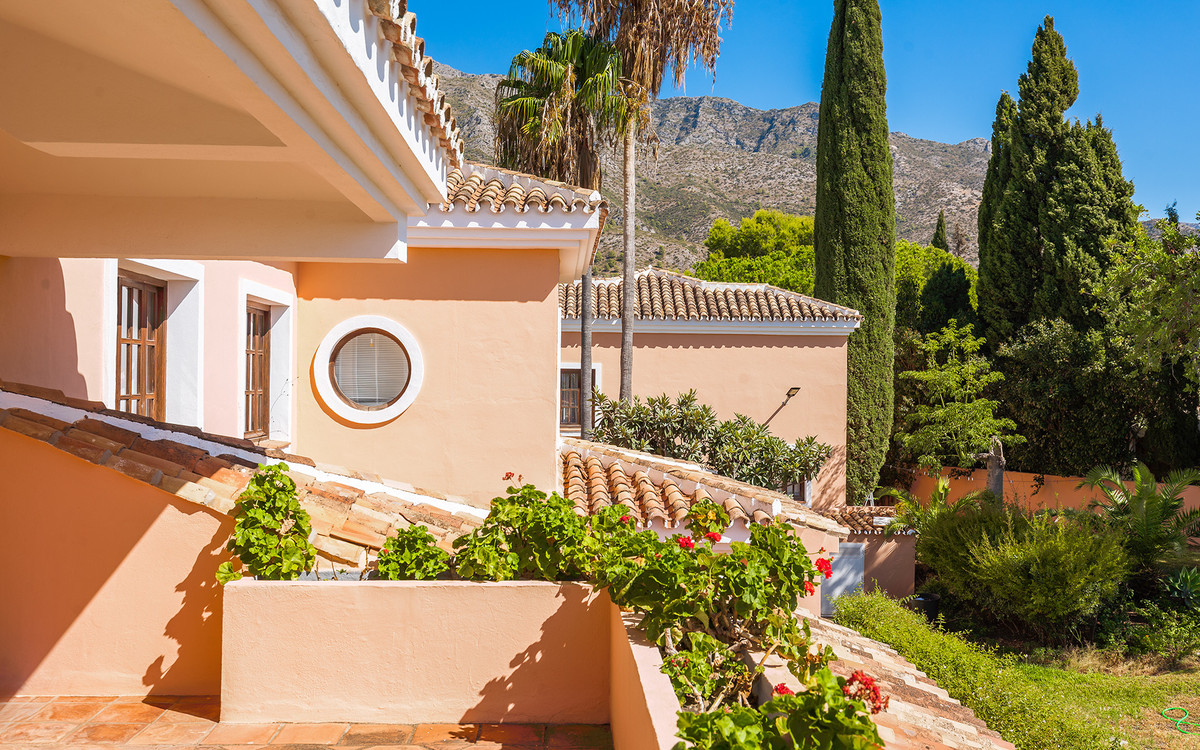 e3451aac2f5e929438c7fea7c5ae5fa6 - 42