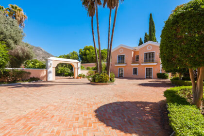 e3451aac2f5e929438c7fea7c5ae5fa6 - 46