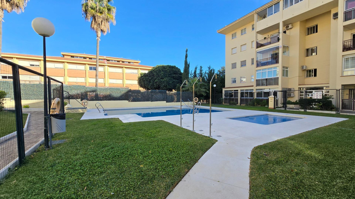 e3edda13e0915c0f4e28766a3e8b4831 - 23