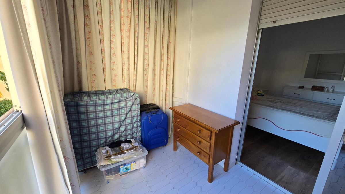 e3edda13e0915c0f4e28766a3e8b4831 - 32