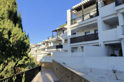 e40992c02a030310b7dfcdb7033f4a05 - 20