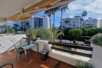 e494b5377f56d112204d294495c5f190 - 6