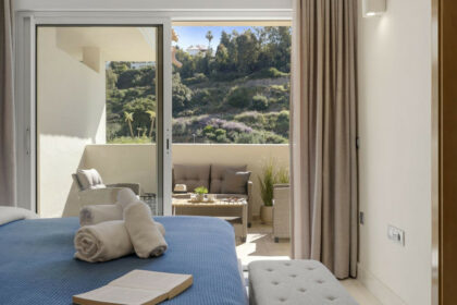 e49a8d7a3bb5ec029e526efd7e81461b - 10