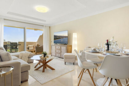 e49a8d7a3bb5ec029e526efd7e81461b - 4