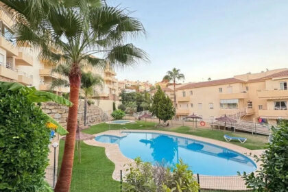 e5e05e84fc4c36f25edac02f347e96aa - 2