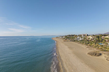 e60056d8355445d45b9749b3c3dd1580 - 3