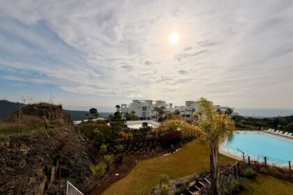 e6226169aa50254bbce0913fe65eb1ee - 23