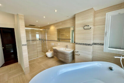 e6ad4645b7eefdcf7b1d77cc3b269cfb - 18