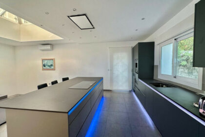 e6ad4645b7eefdcf7b1d77cc3b269cfb - 6