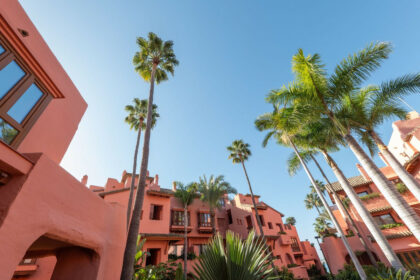 e7371b4753cc479b1f02fd1a17da86af - 28