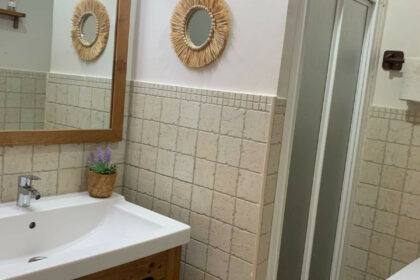 e8a536d5ccc72f85f34c82fe77f1b362 - 9