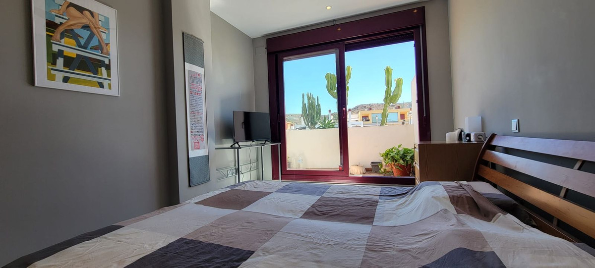 ea2dc75d00c229926332d9cb98912153 - 15