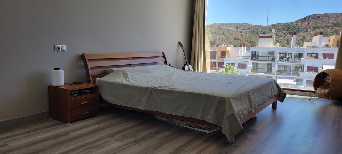 ea2dc75d00c229926332d9cb98912153 - 23