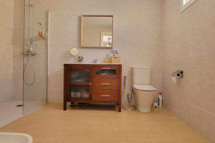 ea2dc75d00c229926332d9cb98912153 - 33